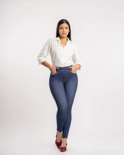 Modelo Melsie - Azul focalizado